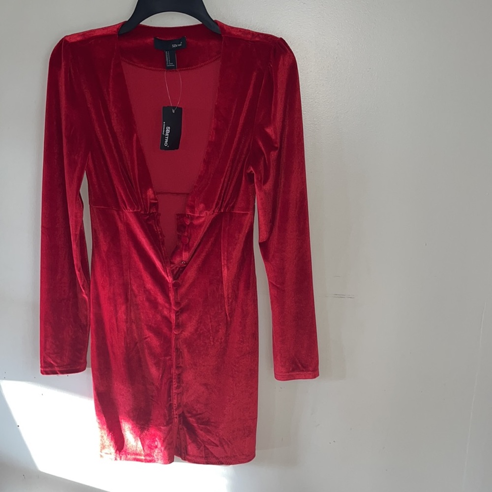 SBetro Read longsleeve velvet mini dress by Suzanne Betro small